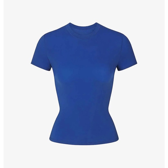 Skims fits everybody shirt - Picture 2 of 5